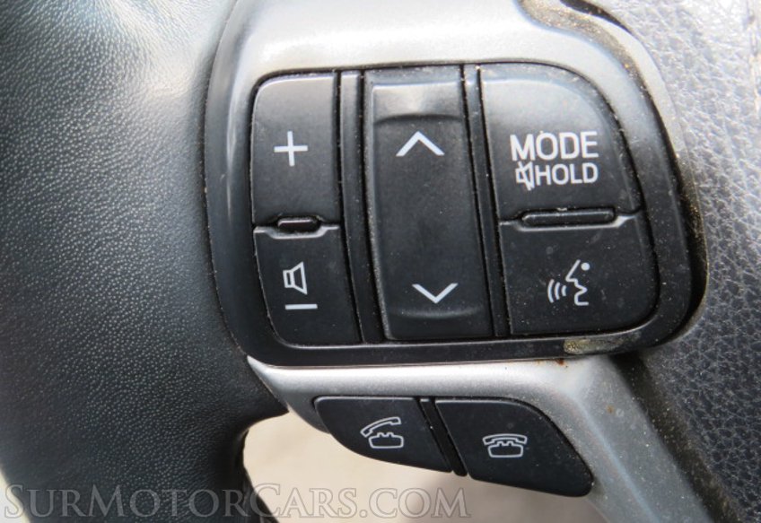 2016 Toyota Highlander - Image 32