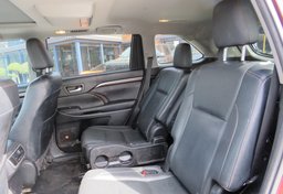 2016 Toyota Highlander - Image 24