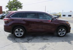 2016 Toyota Highlander - Image 6