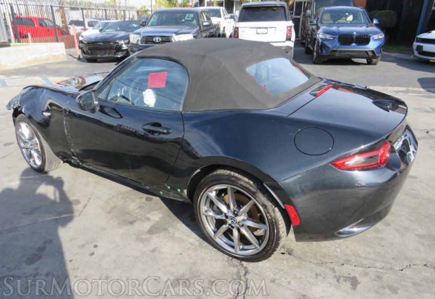 2022 Mazda MX-5 Miata - Image 9