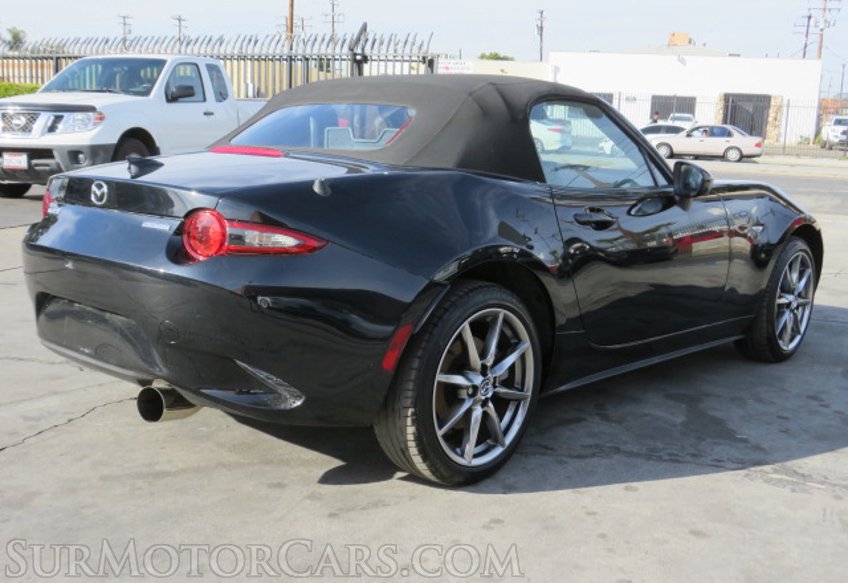 2022 Mazda MX-5 Miata - Image 12