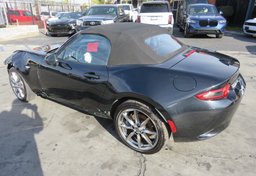 2022 Mazda MX-5 Miata - Image 9