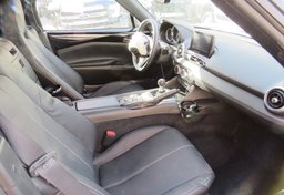 2022 Mazda MX-5 Miata - Image 29