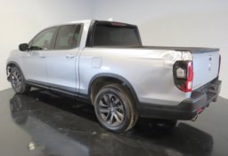 2021 Honda Ridgeline - Image 5