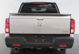 2021 Honda Ridgeline - Image 10
