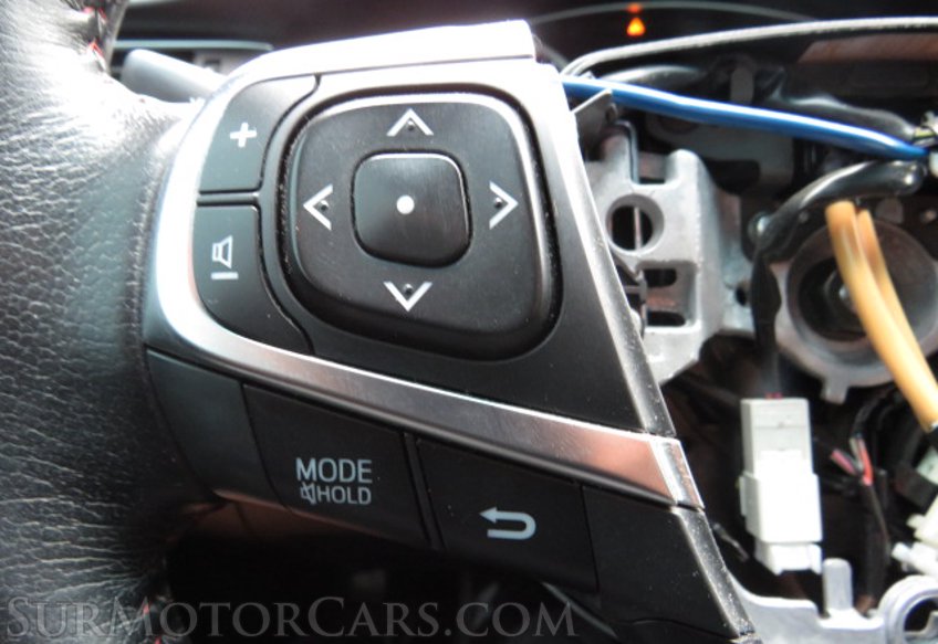 2016 Toyota Camry - Image 33
