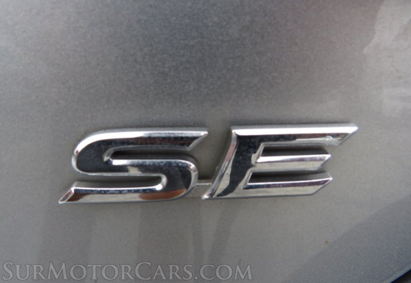 2016 Toyota Camry - Image 18