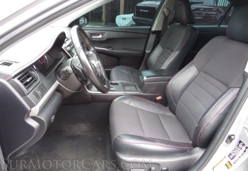 2016 Toyota Camry - Image 24
