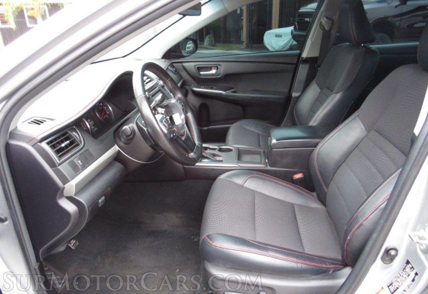 2016 Toyota Camry - Image 26