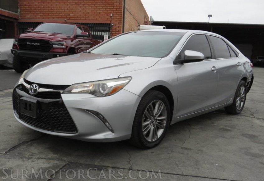 2016 Toyota Camry - Image 4