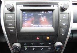 2016 Toyota Camry - Image 37