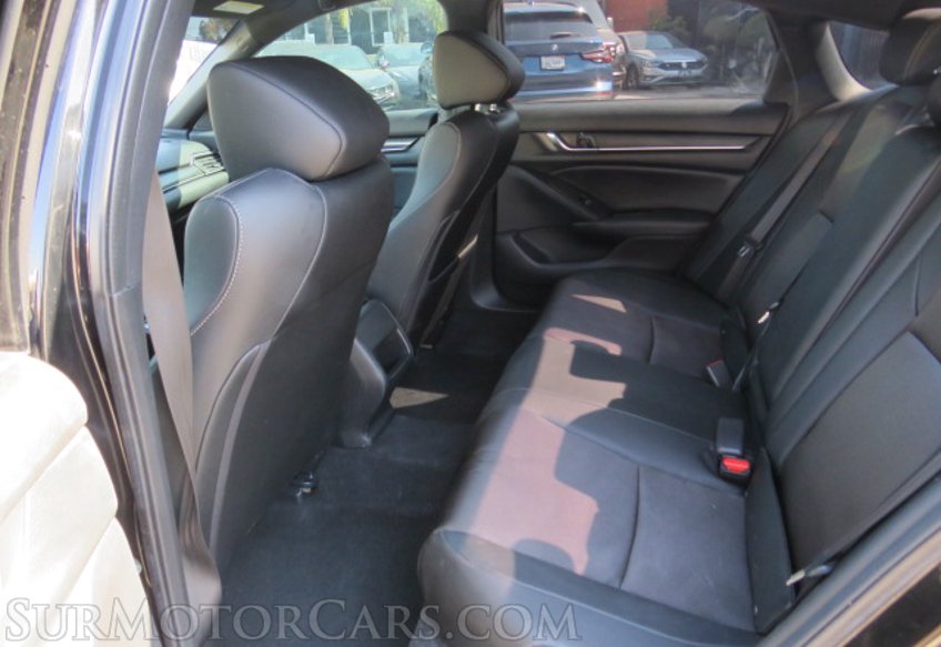 2019 Honda Accord Sedan - Image 30