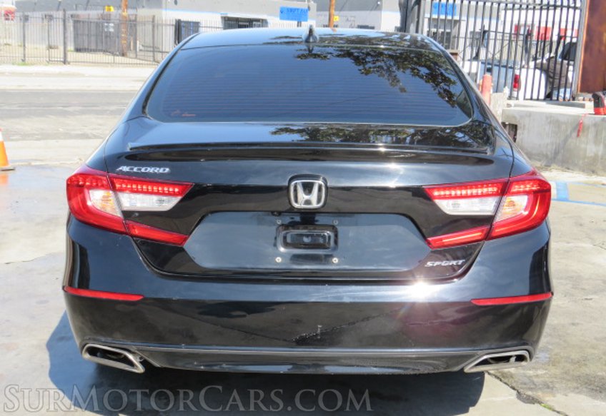 2019 Honda Accord Sedan - Image 10