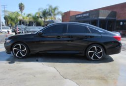 2019 Honda Accord Sedan - Image 11