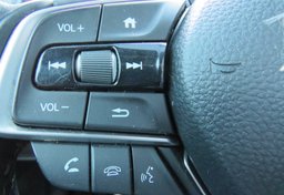 2019 Honda Accord Sedan - Image 32