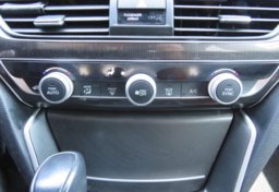 2019 Honda Accord Sedan - Image 42