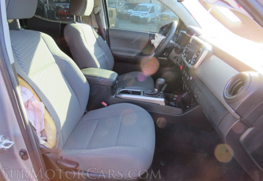 2021 Toyota Tacoma - Image 25