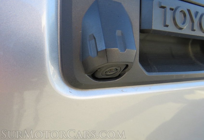 2021 Toyota Tacoma - Image 16