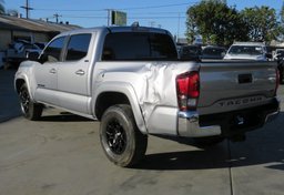 2021 Toyota Tacoma - Image 10