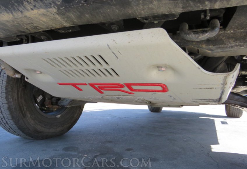 2020 Toyota Tacoma 4WD - Image 17