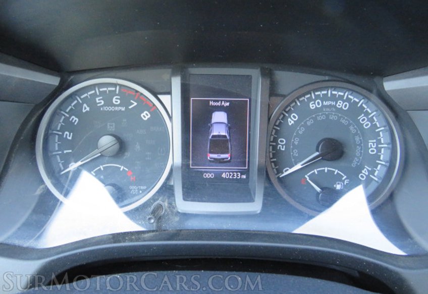 2020 Toyota Tacoma 4WD - Image 41