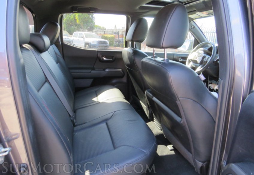 2020 Toyota Tacoma 4WD - Image 35