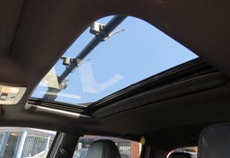 2020 Toyota Tacoma 4WD - Image 30