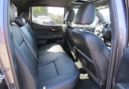 2020 Toyota Tacoma 4WD - Image 35