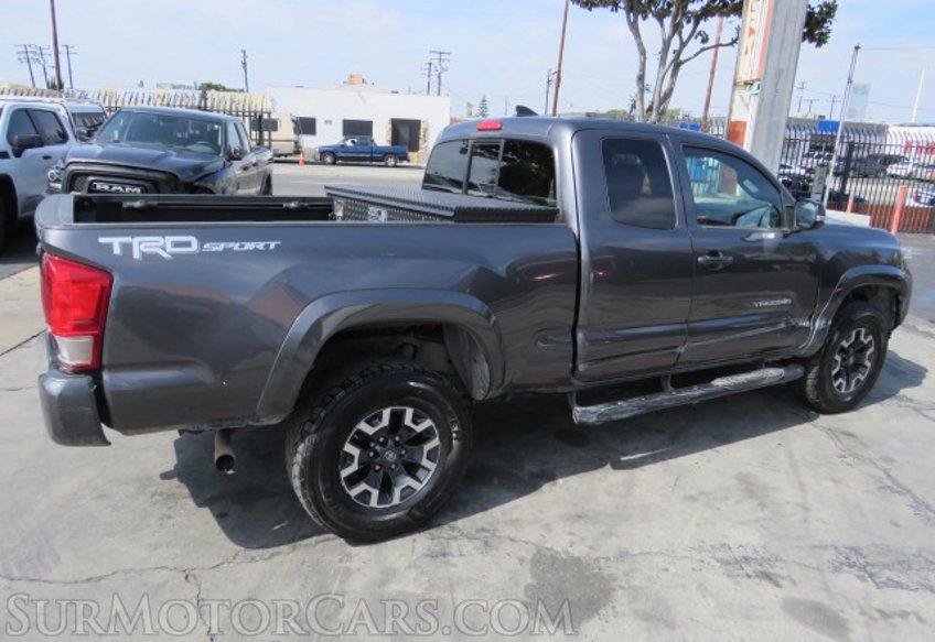 2016 Toyota Tacoma - Image 9