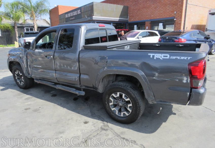 2016 Toyota Tacoma - Image 10