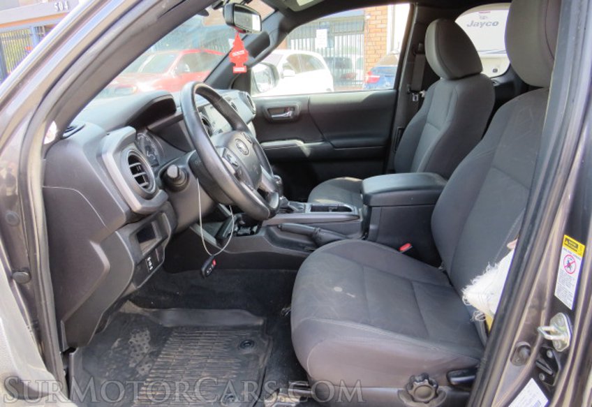 2016 Toyota Tacoma - Image 22