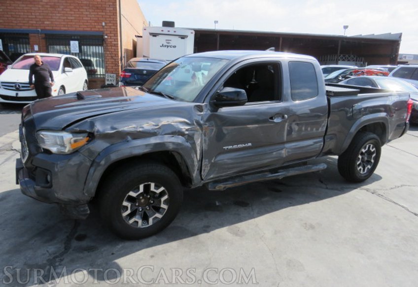 2016 Toyota Tacoma - Image 2