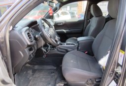 2016 Toyota Tacoma - Image 22