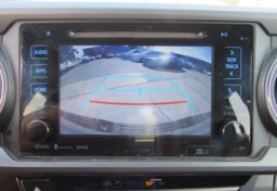 2016 Toyota Tacoma - Image 32