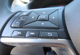 2020 Nissan Altima - Image 40