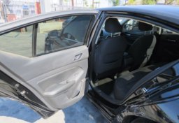 2020 Nissan Altima - Image 20