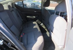 2020 Nissan Altima - Image 29