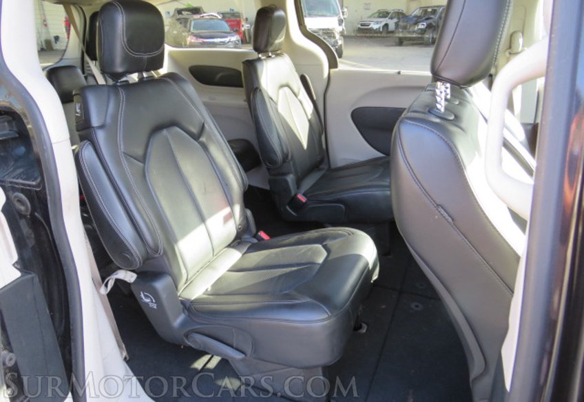 2020 Chrysler Voyager - Image 29