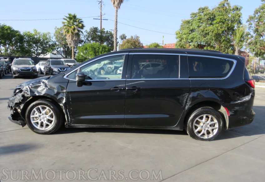 2020 Chrysler Voyager - Image 10