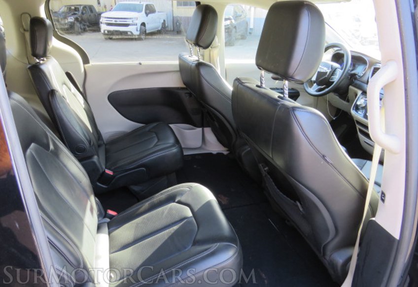 2020 Chrysler Voyager - Image 27