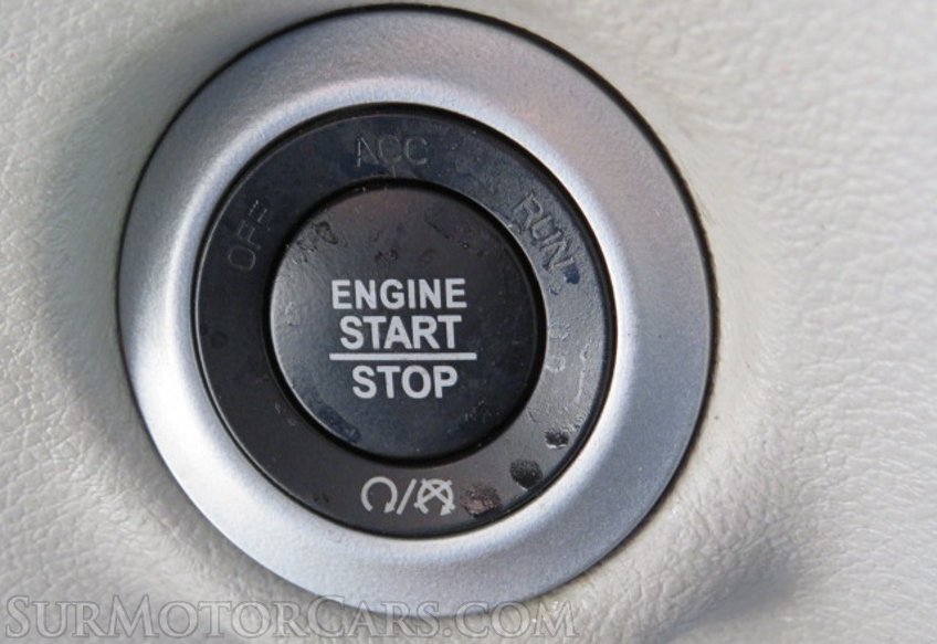 2020 Chrysler Voyager - Image 36