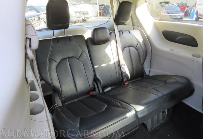 2020 Chrysler Voyager - Image 31