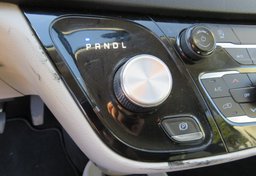 2020 Chrysler Voyager - Image 40