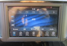 2020 Chrysler Voyager - Image 39