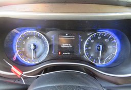 2020 Chrysler Voyager - Image 32