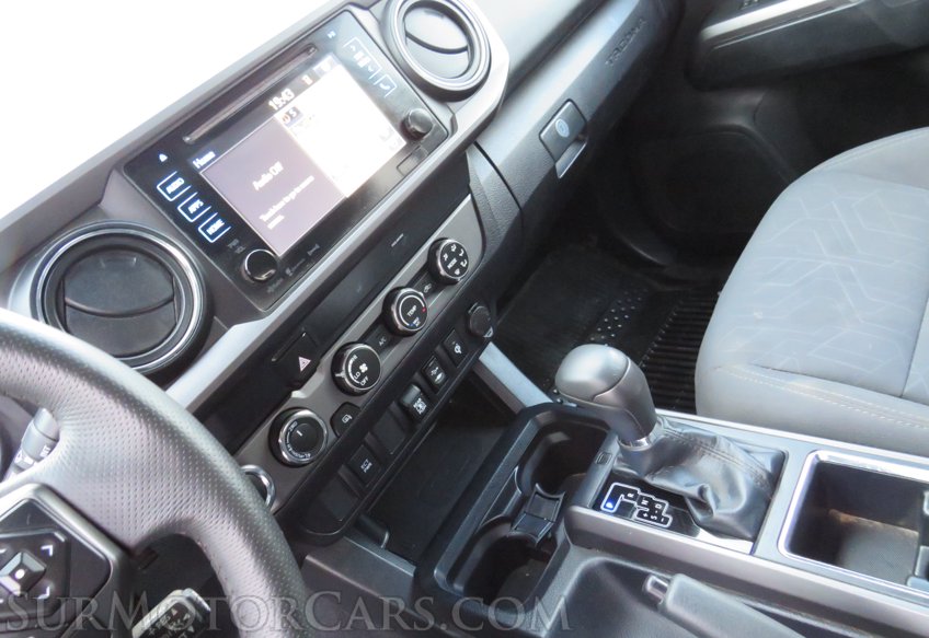 2019 Toyota Tacoma 4WD - Image 38