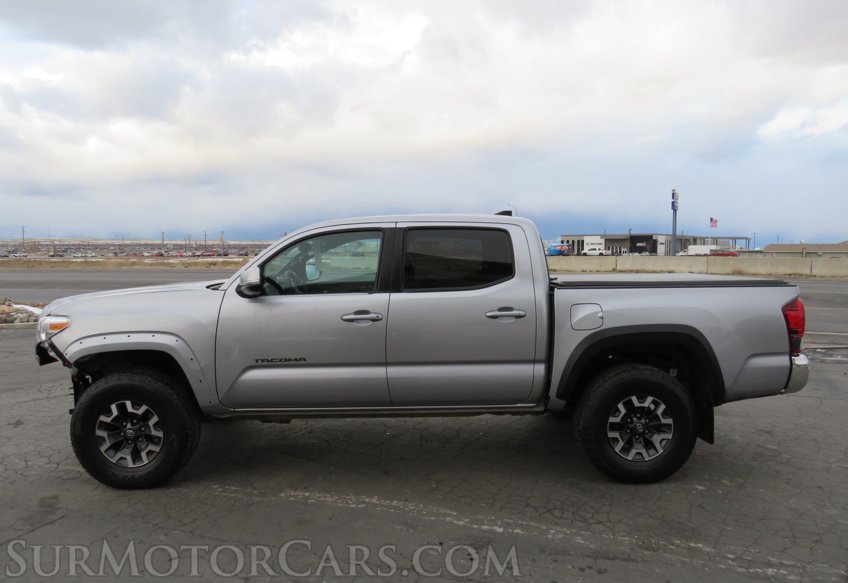 2019 Toyota Tacoma 4WD - Image 5