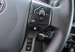 2019 Toyota Tacoma 4WD - Image 36