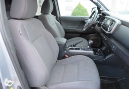 2019 Toyota Tacoma 4WD - Image 30