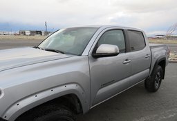 2019 Toyota Tacoma 4WD - Image 14